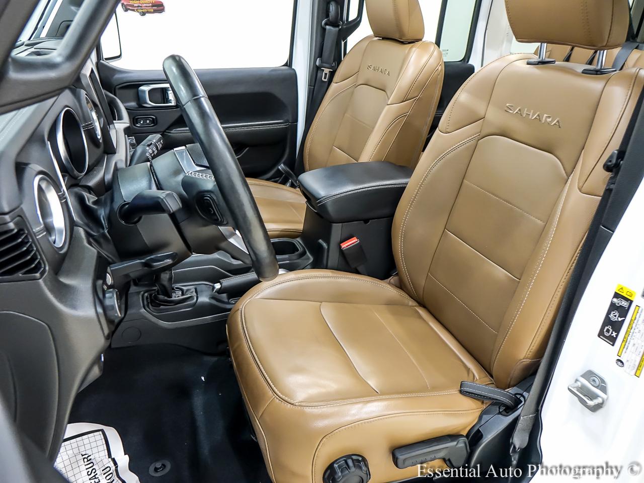 Jeep Wrangler photo 13