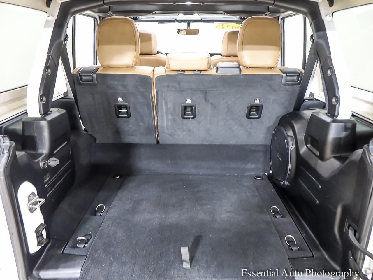 Jeep Wrangler photo 29