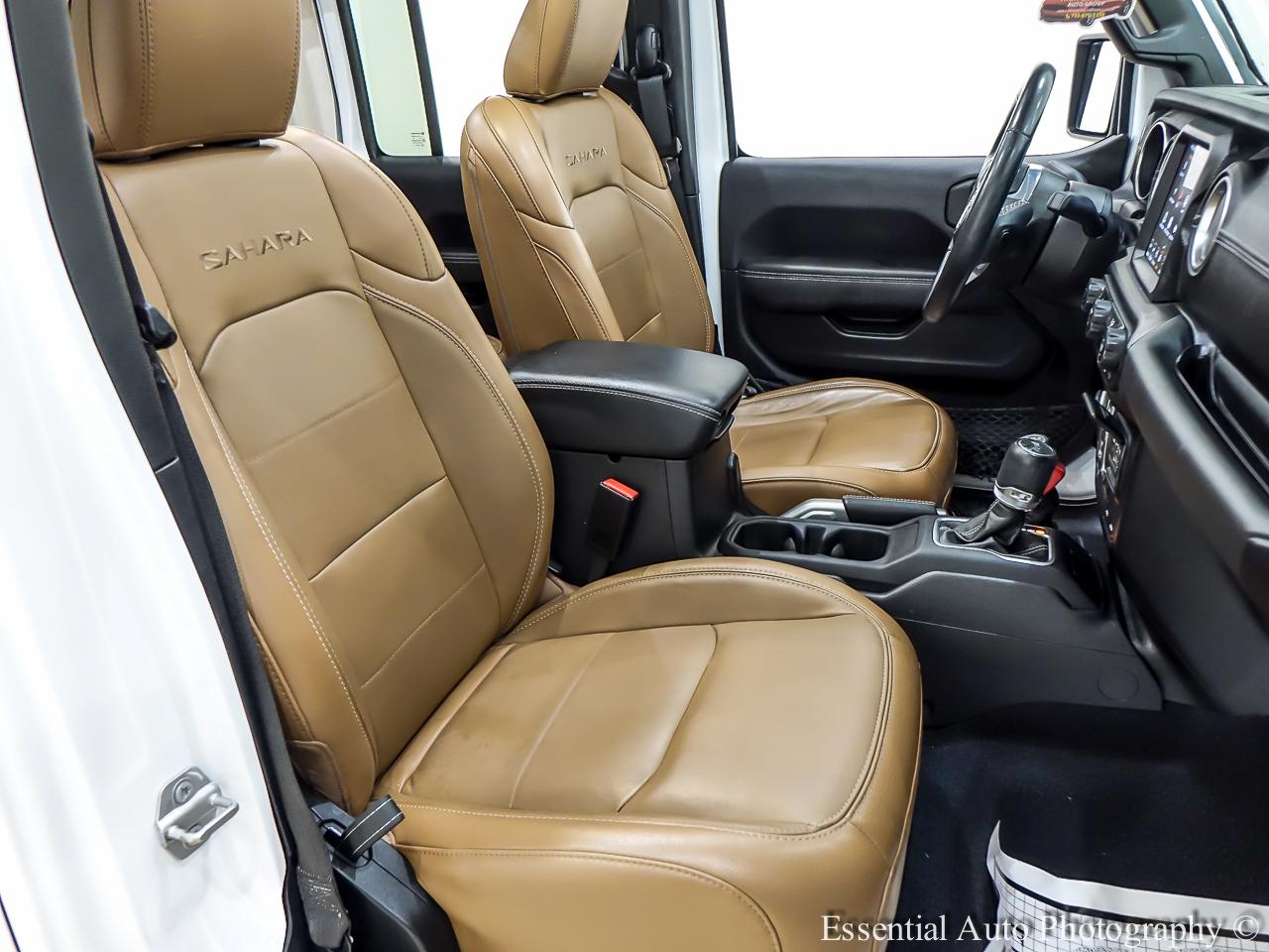 Jeep Wrangler photo 33