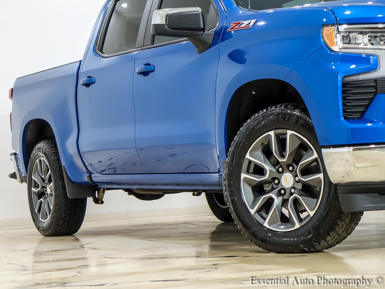 Chevrolet Silverado 1500 LT Crew Cab 4WD 2023