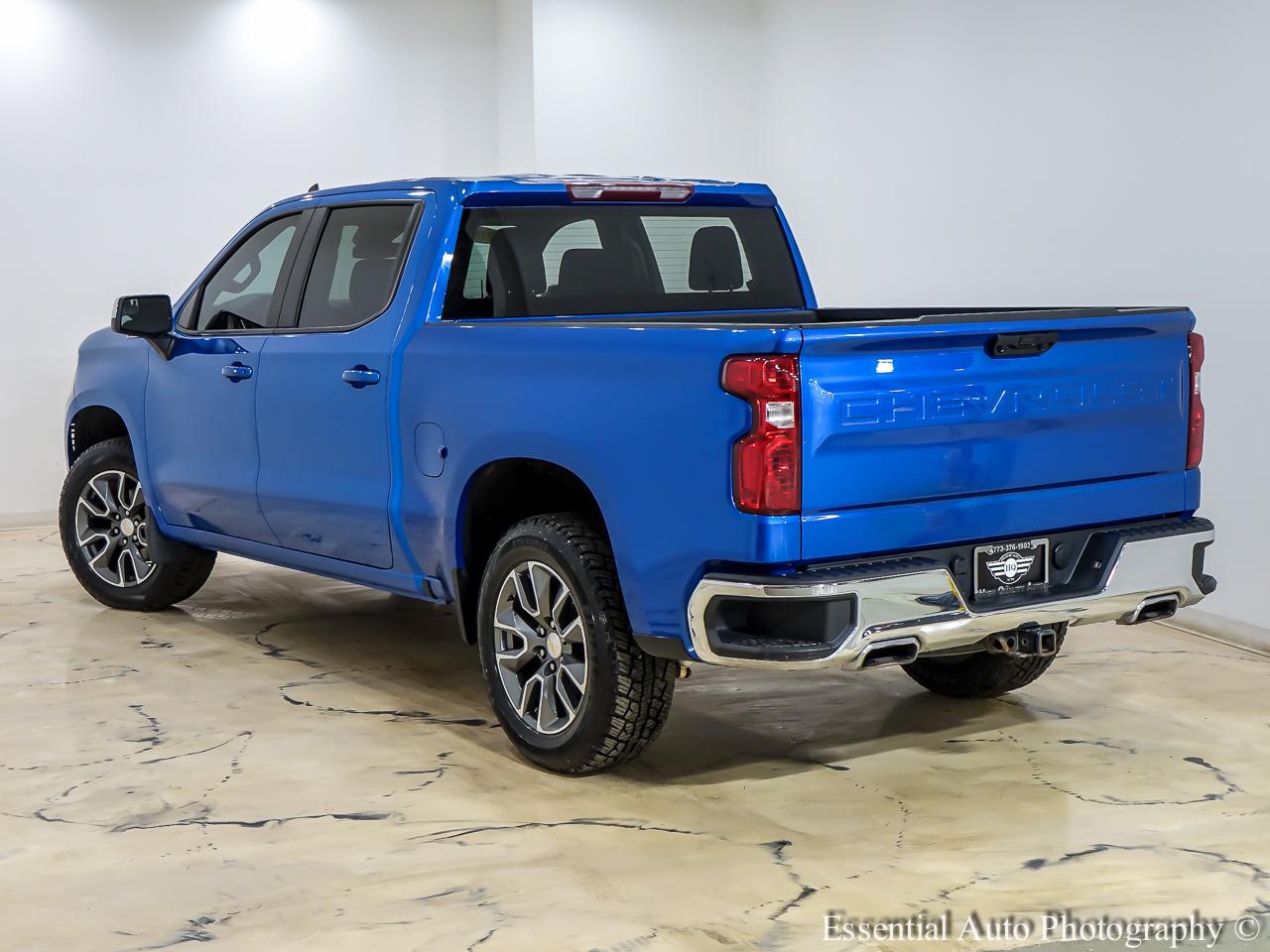 Chevrolet Silverado 1500 LT Crew Cab 4WD 2023