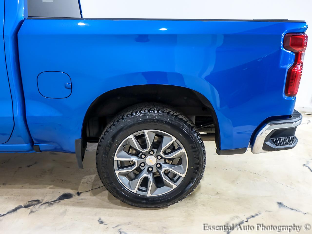 Chevrolet Silverado 1500 LT Crew Cab 4WD 2023