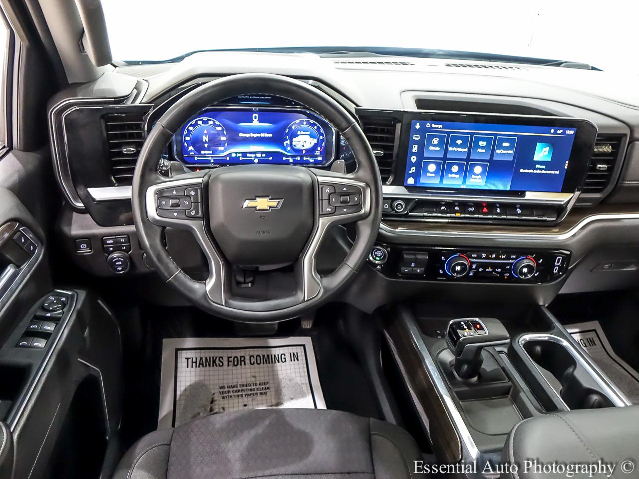 Chevrolet Silverado 1500 LT Crew Cab 4WD 2023