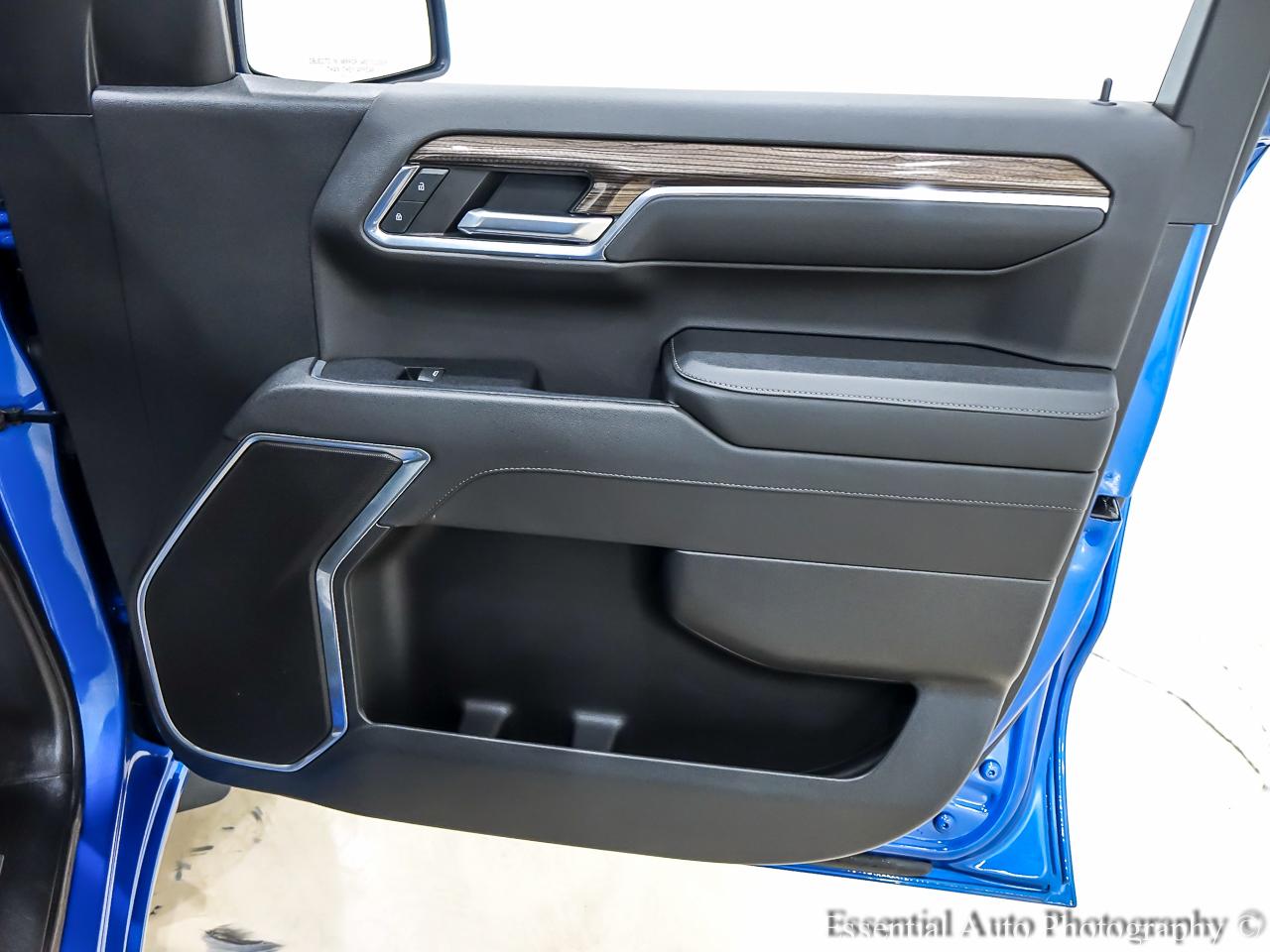 Chevrolet Silverado 1500 LT Crew Cab 4WD 2023