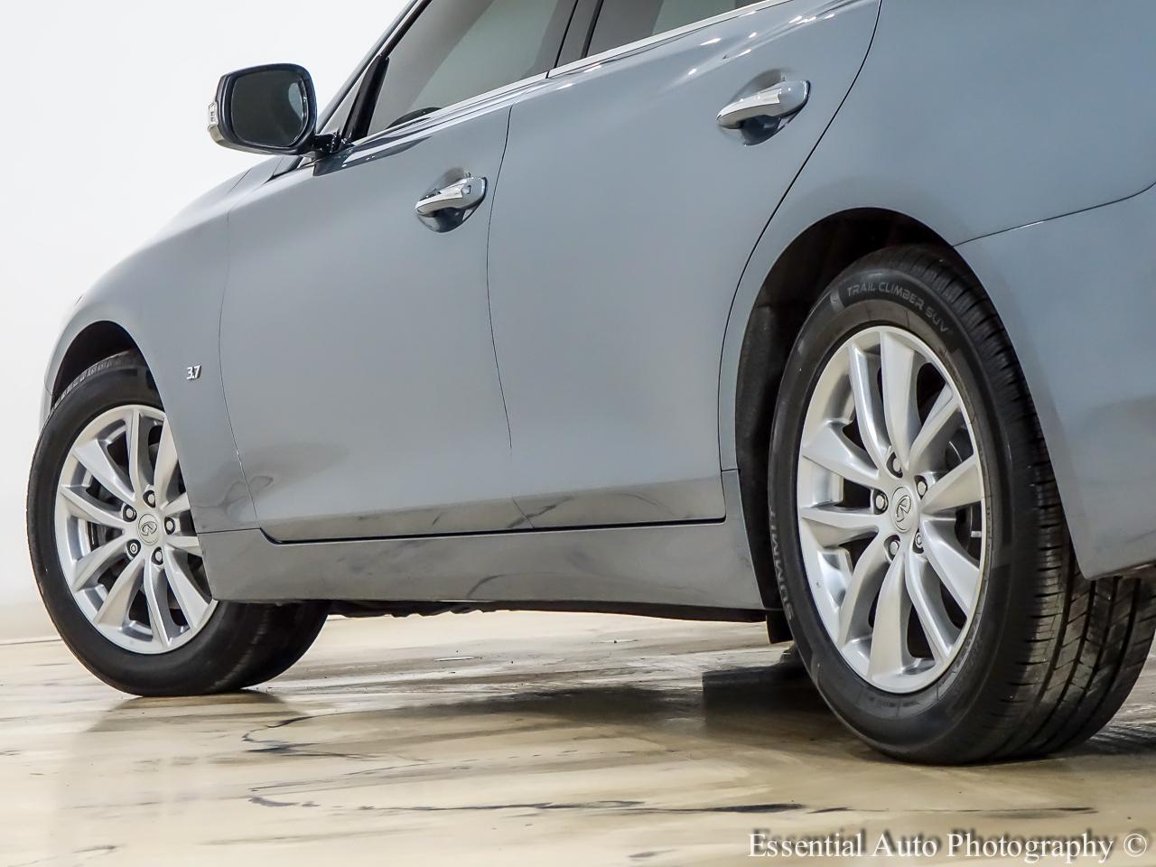 Infiniti Q50 Premium AWD 2014