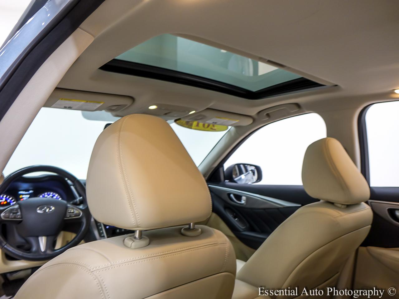 Infiniti Q50 Premium AWD 2014
