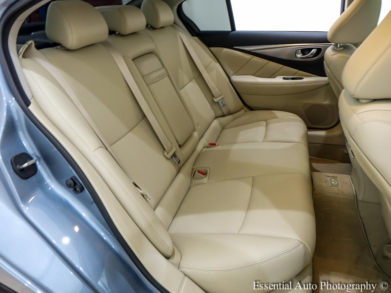 Infiniti Q50 Premium AWD 2014