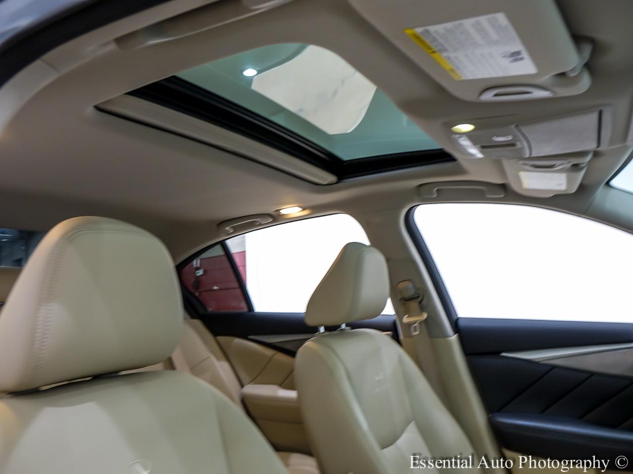 Infiniti Q50 Premium AWD 2014