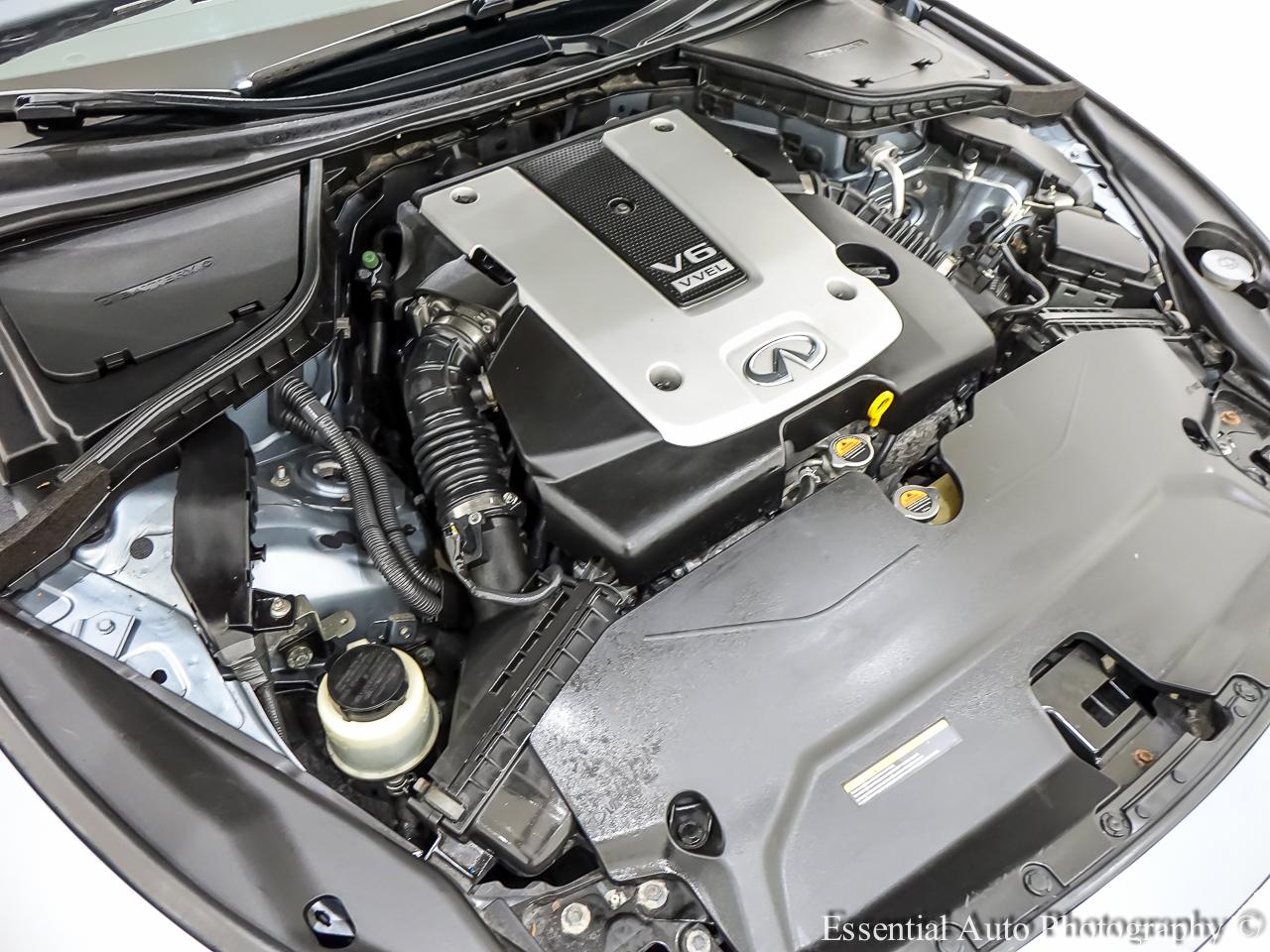 Infiniti Q50 Premium AWD 2014