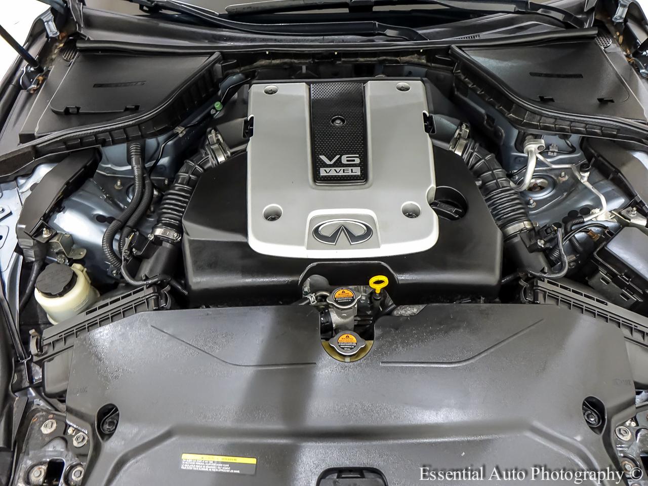 Infiniti Q50 Premium AWD 2014