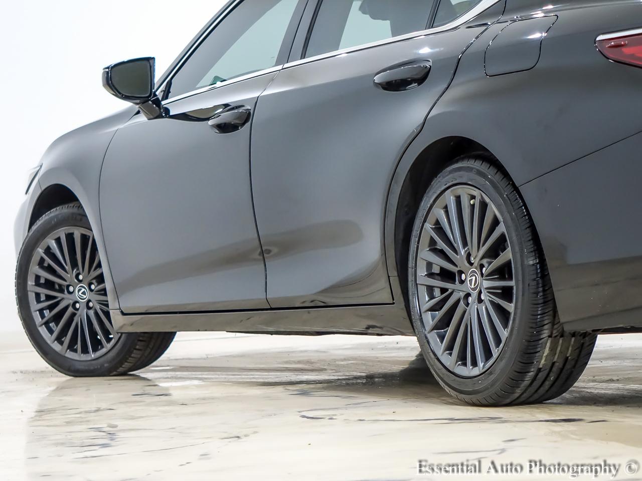 Lexus ES 350 Base 2023