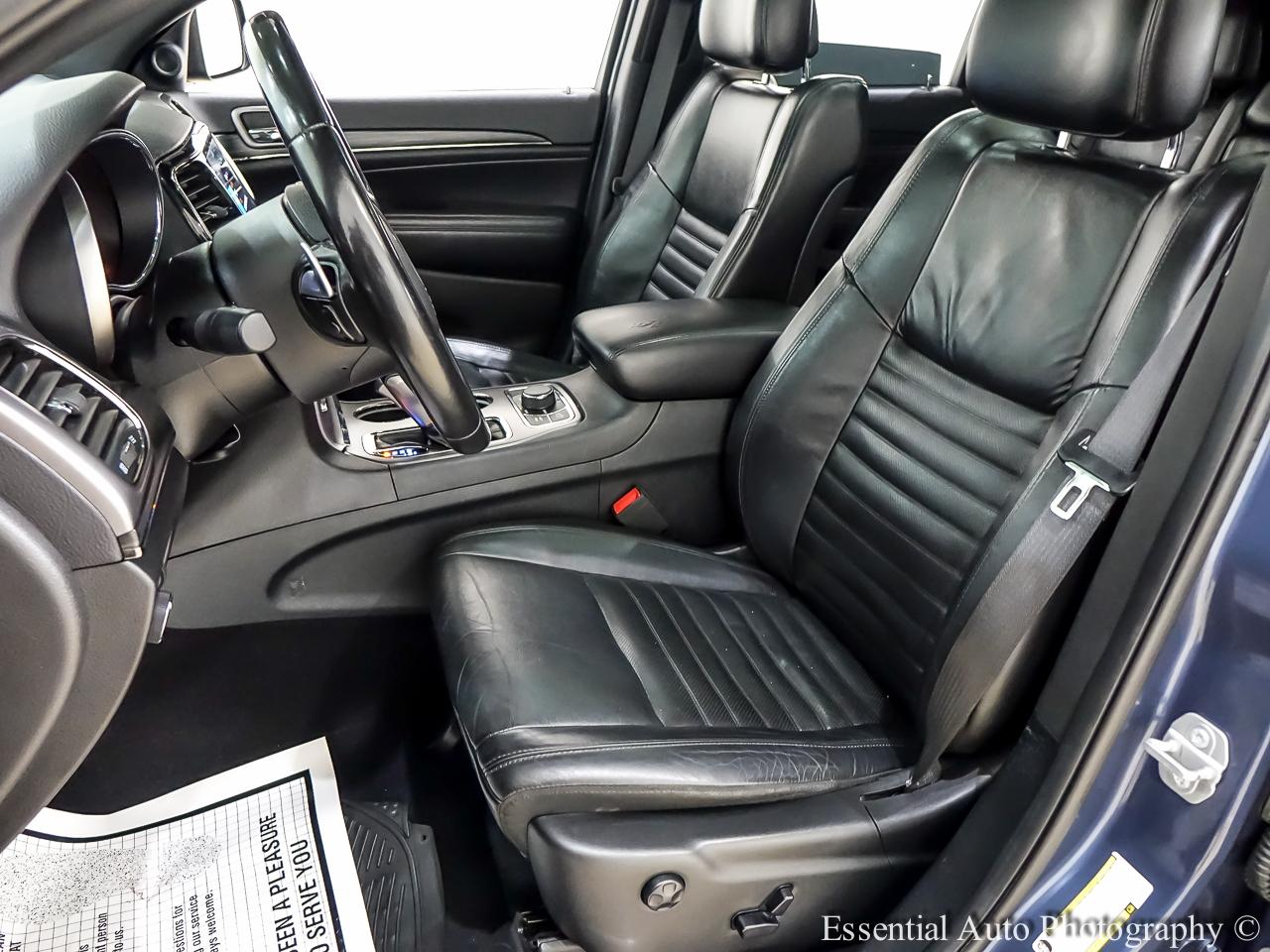Jeep Grand Cherokee photo 13