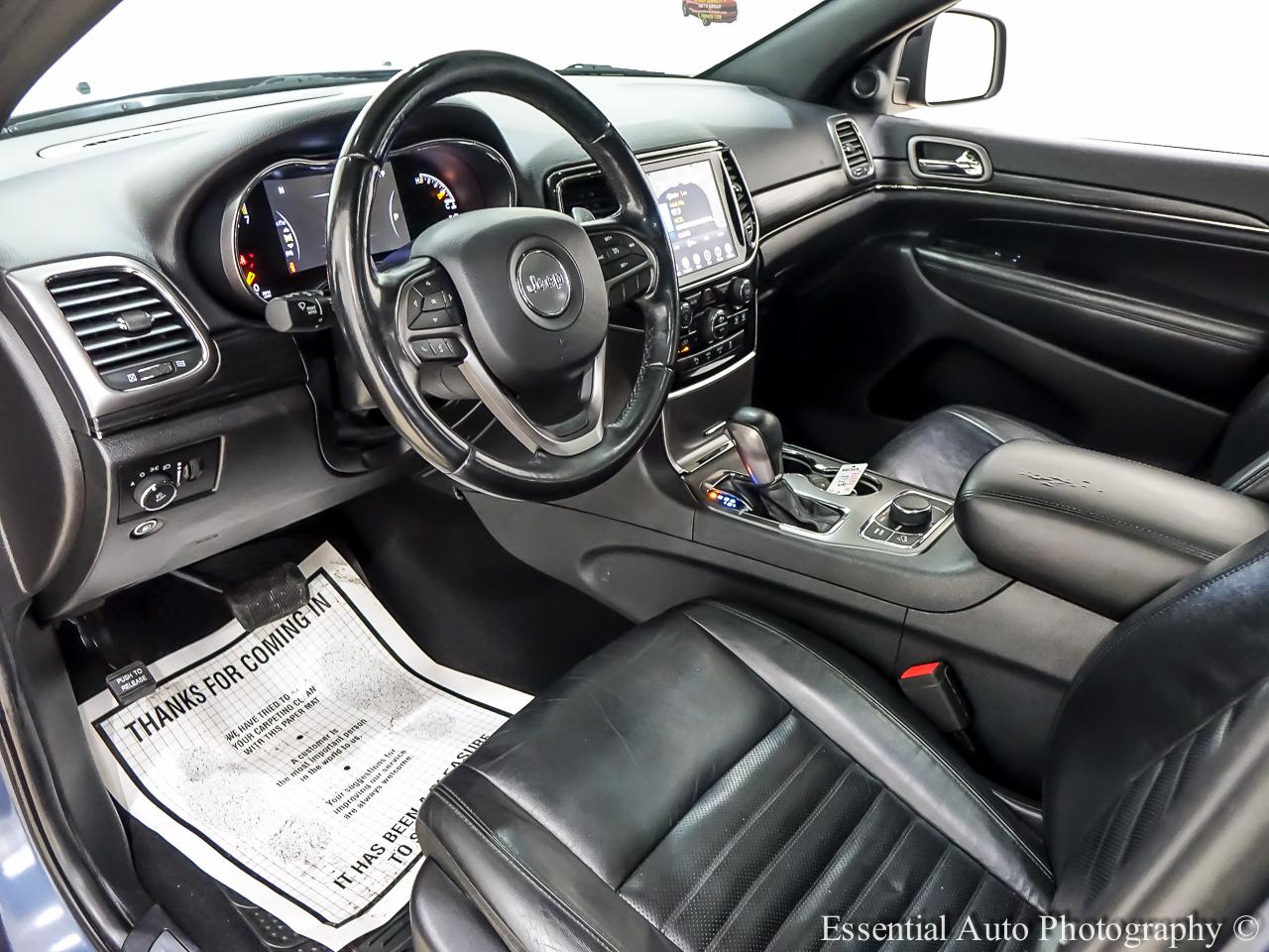 Jeep Grand Cherokee photo 14