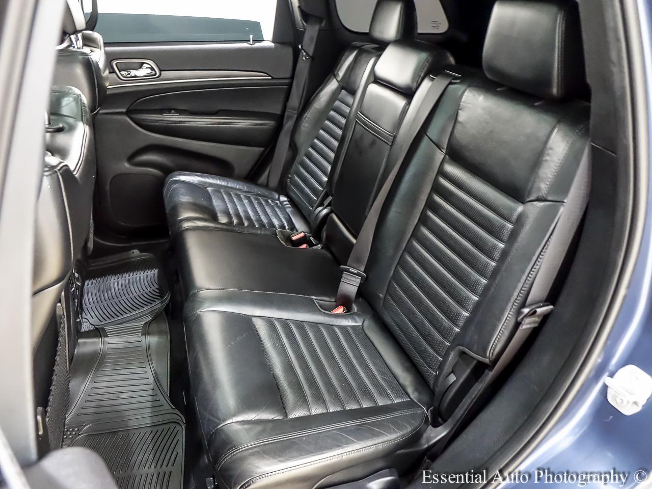 Jeep Grand Cherokee photo 16