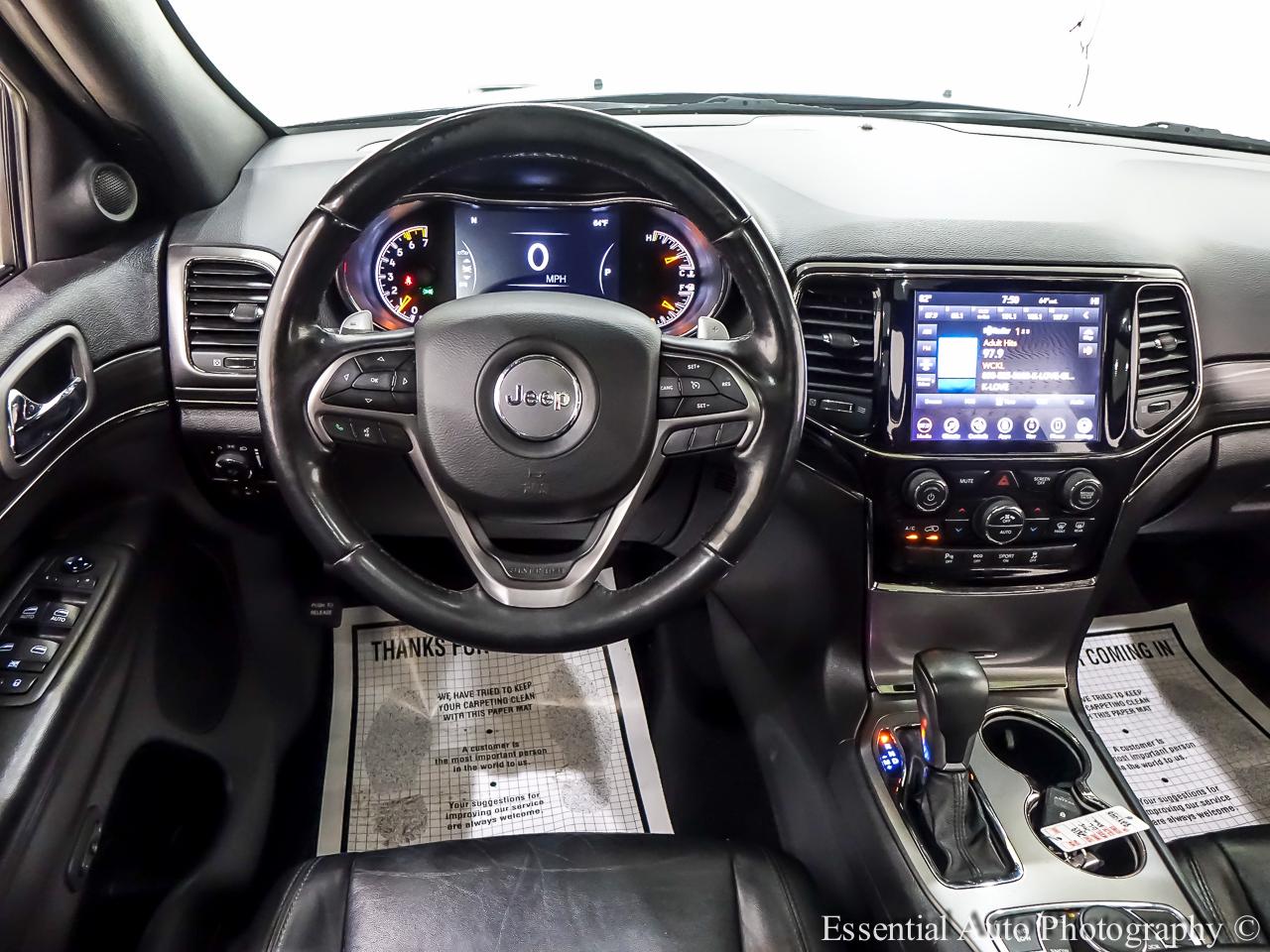 Jeep Grand Cherokee photo 18