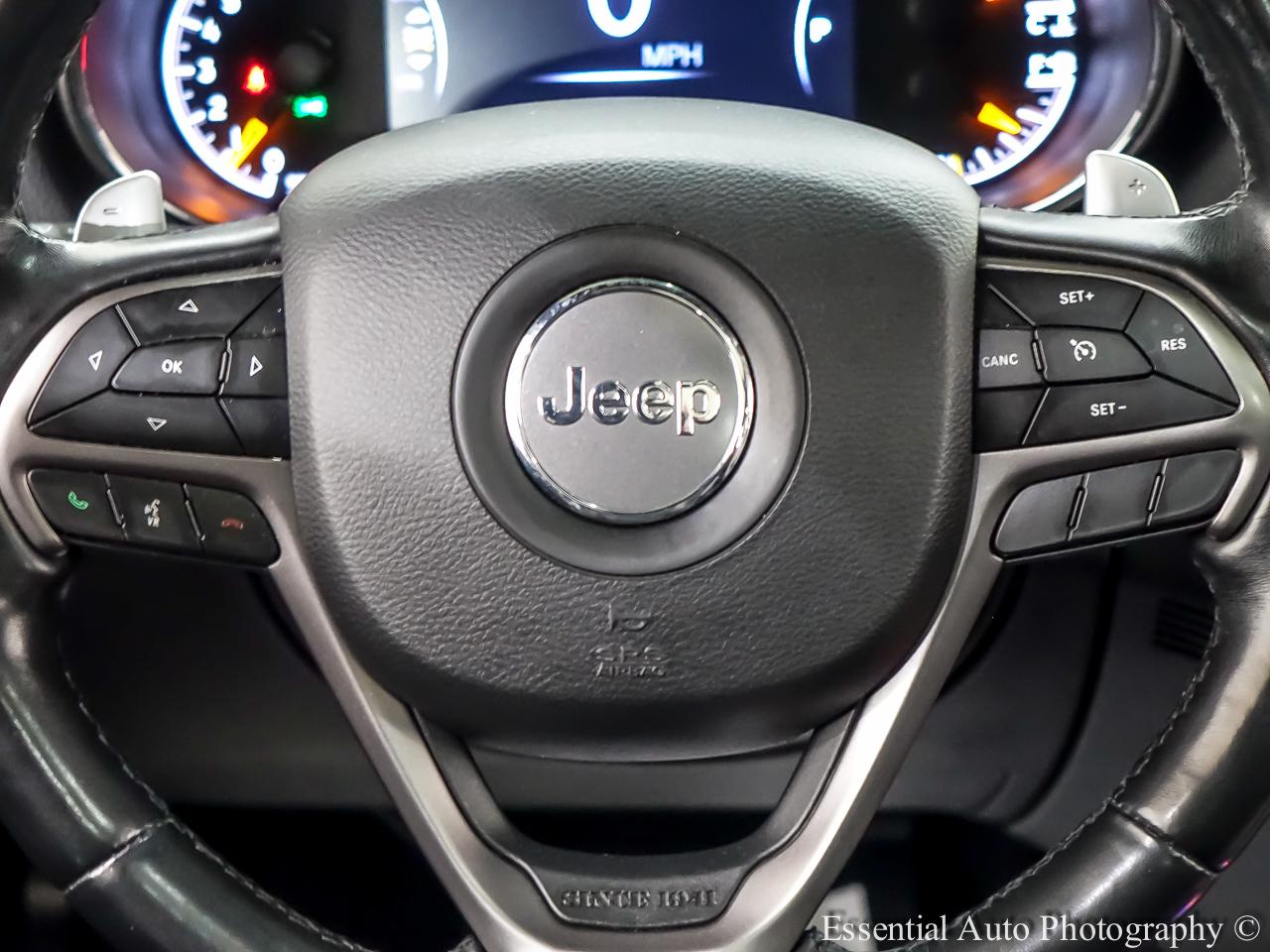 Jeep Grand Cherokee photo 19