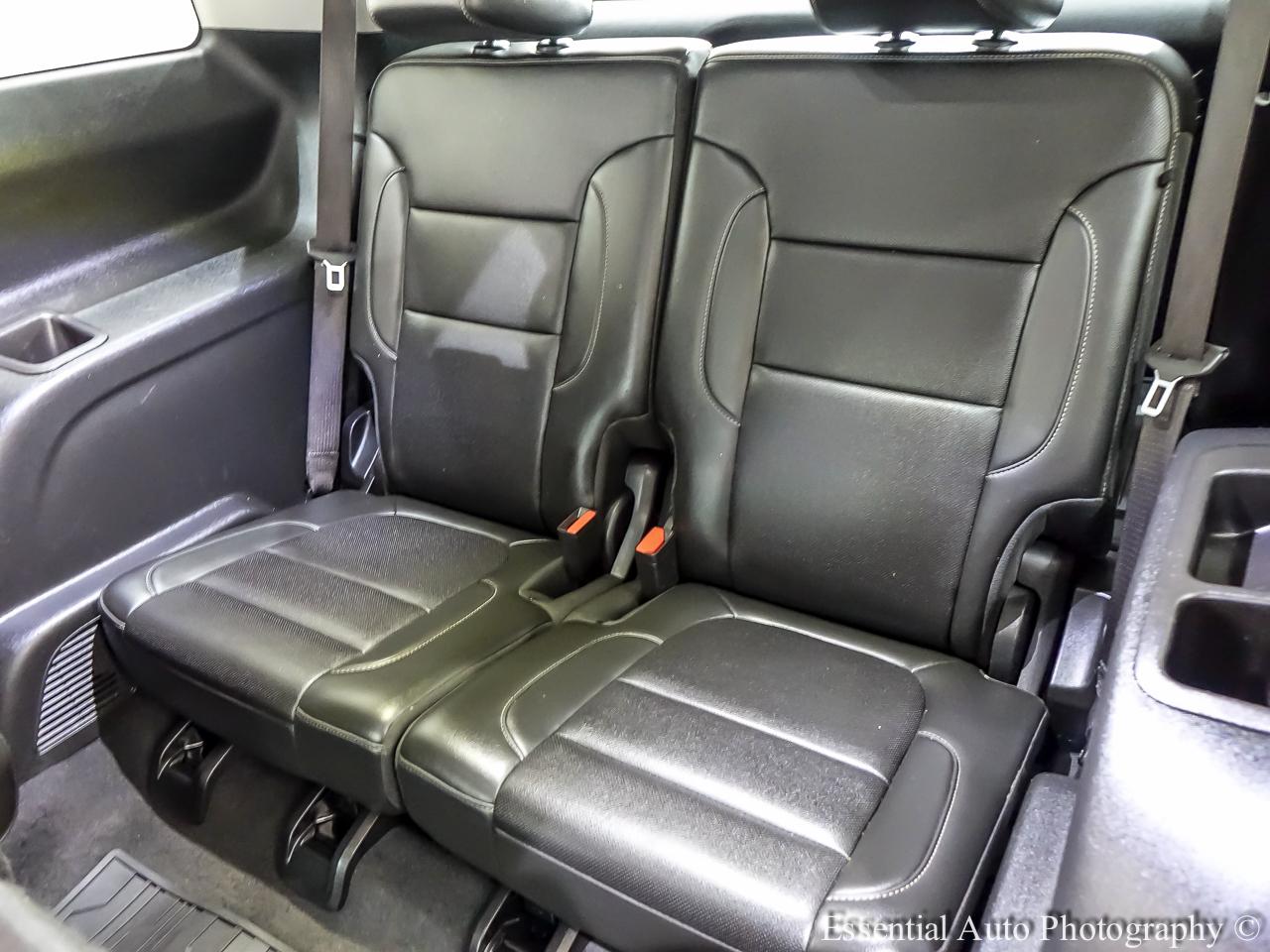 GMC Acadia photo 17