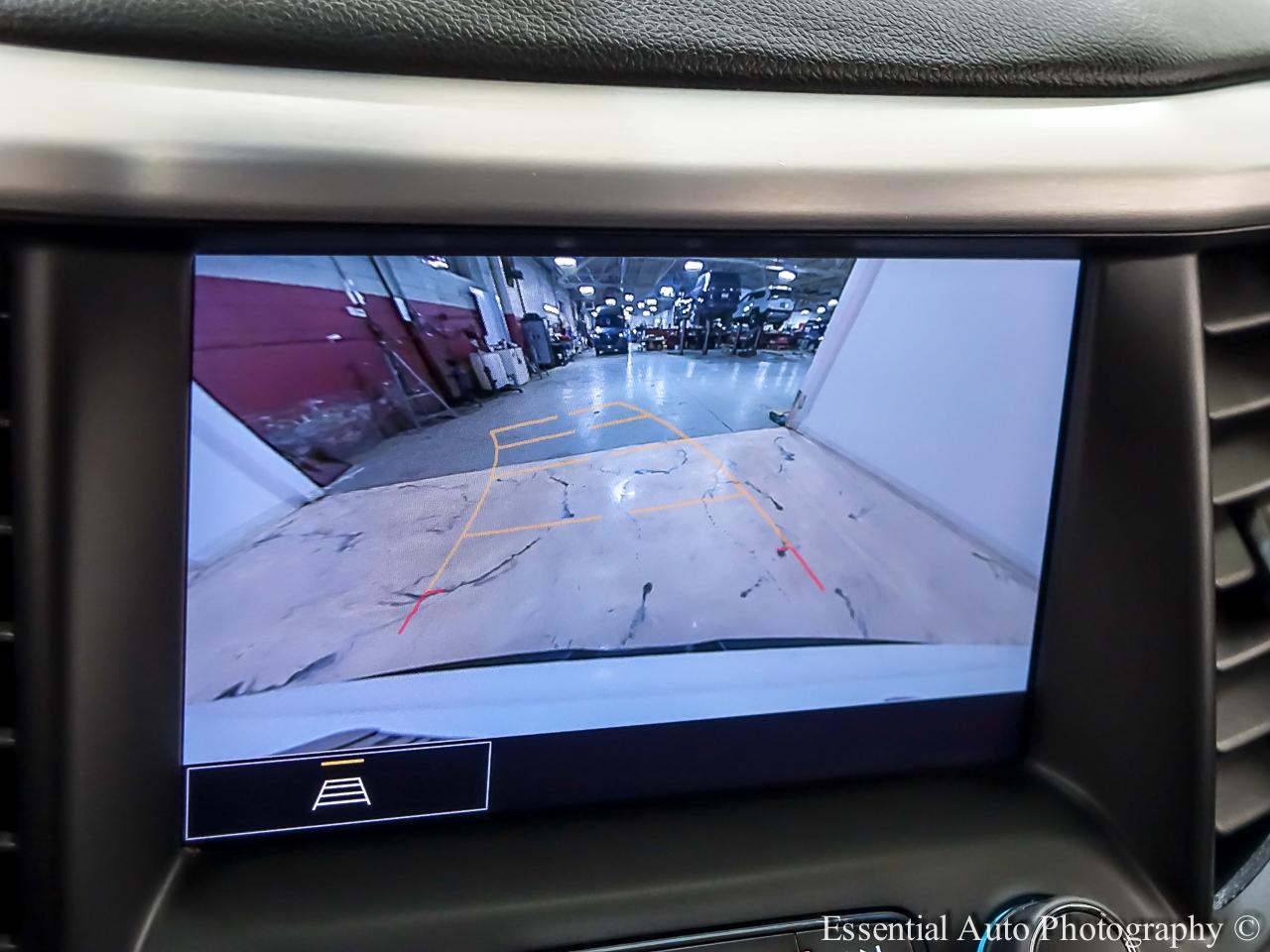 GMC Acadia photo 22