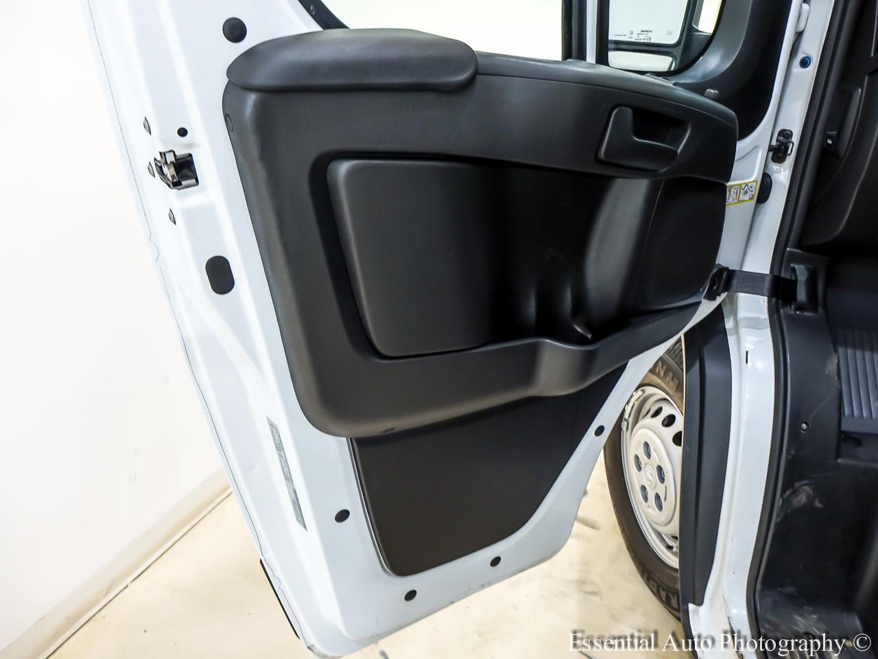 Ram ProMaster 2500 photo 13