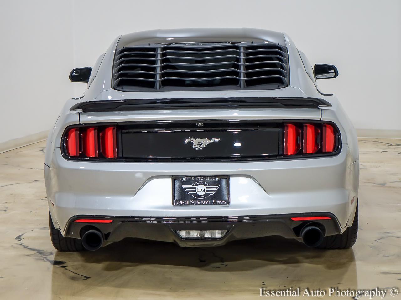 Ford Mustang EcoBoost Coupe 2017