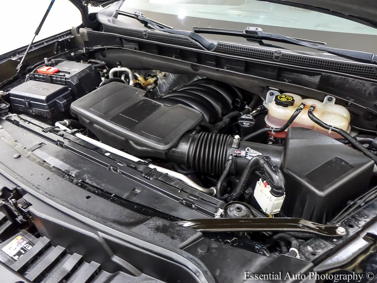 GMC Yukon SLT 4WD 2023