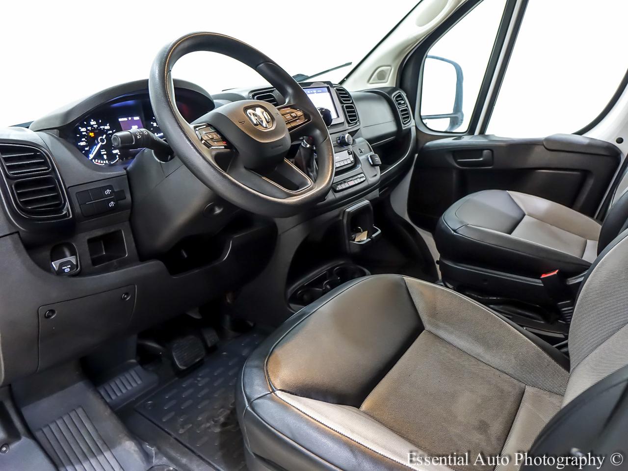 Ram ProMaster 2500 photo 8