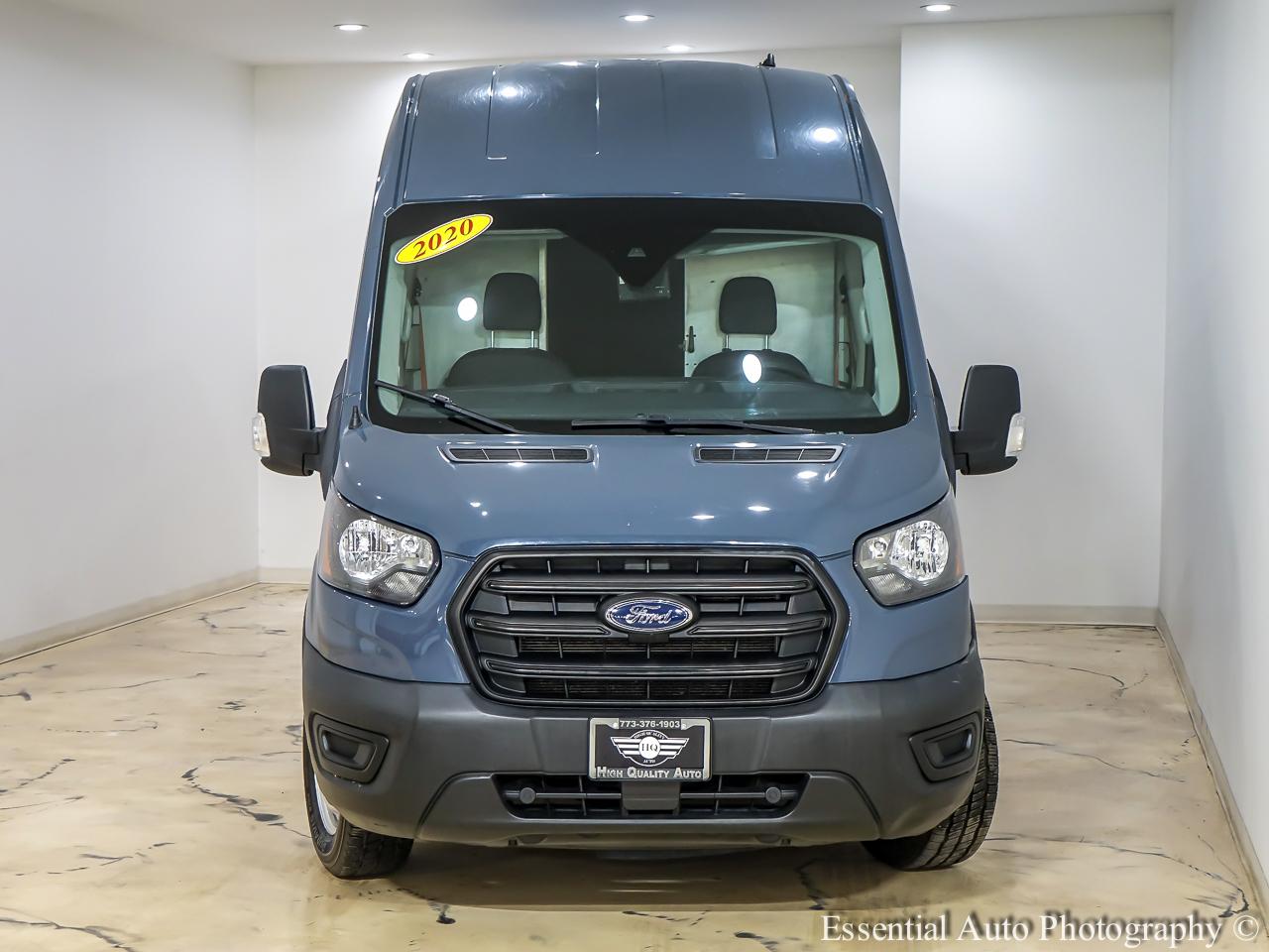 Ford Transit photo 4