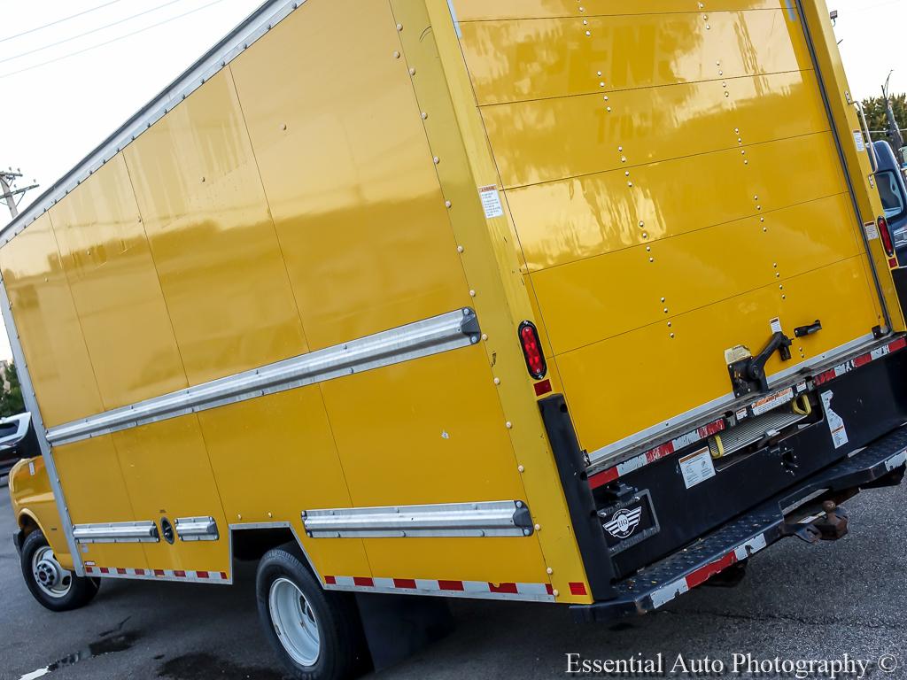 GMC Savana G3500 177 in. 2021
