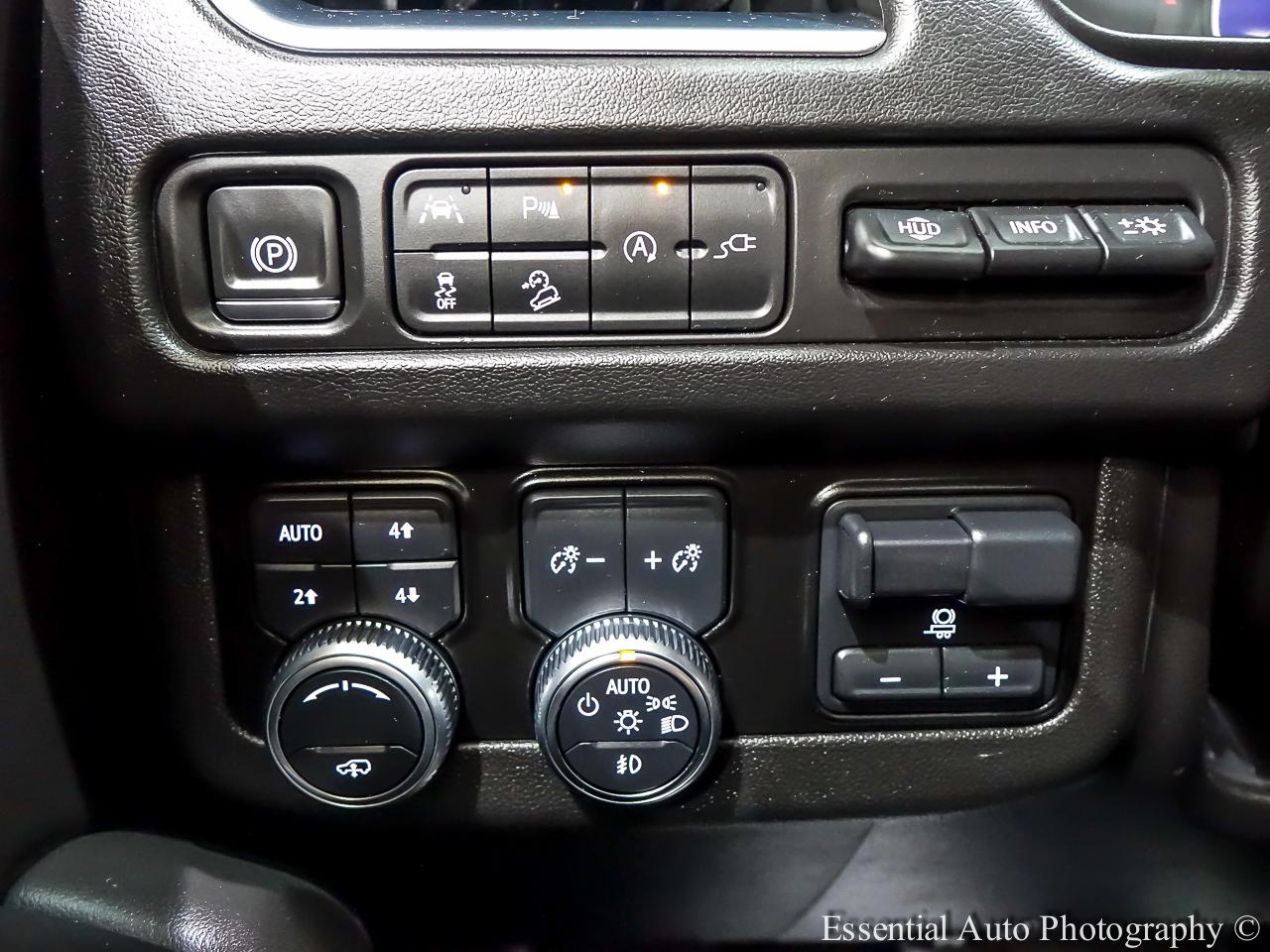 GMC Yukon XL AT4 2021