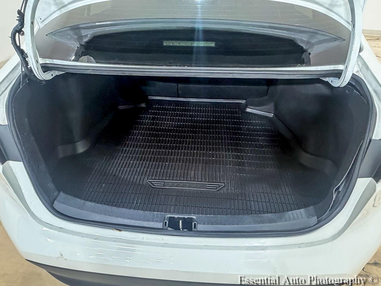 Toyota Corolla LE 2023