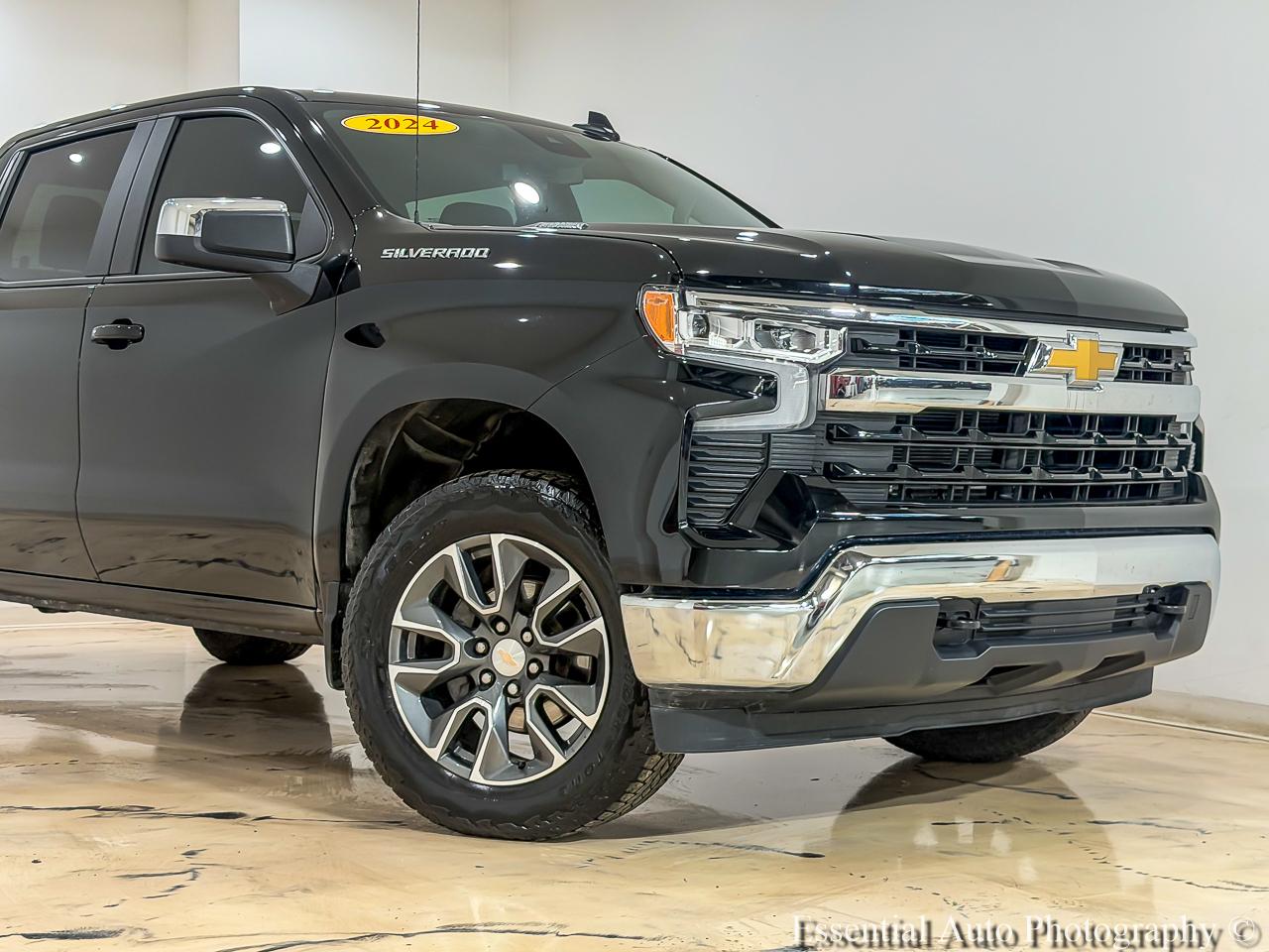 Chevrolet Silverado 1500 LT-L Crew Cab 4WD 2024