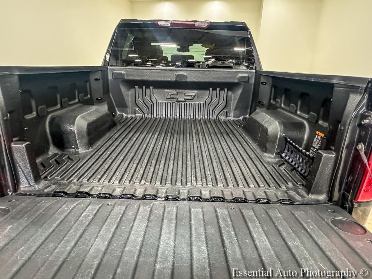 Chevrolet Silverado 1500 LT-L Crew Cab 4WD 2024