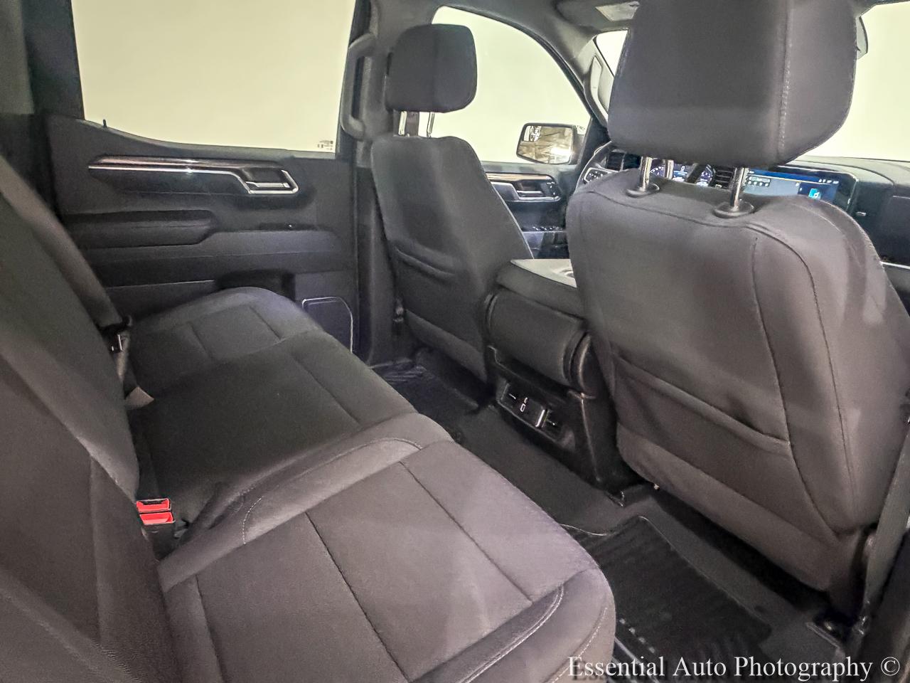 Chevrolet Silverado 1500 LT-L Crew Cab 4WD 2024