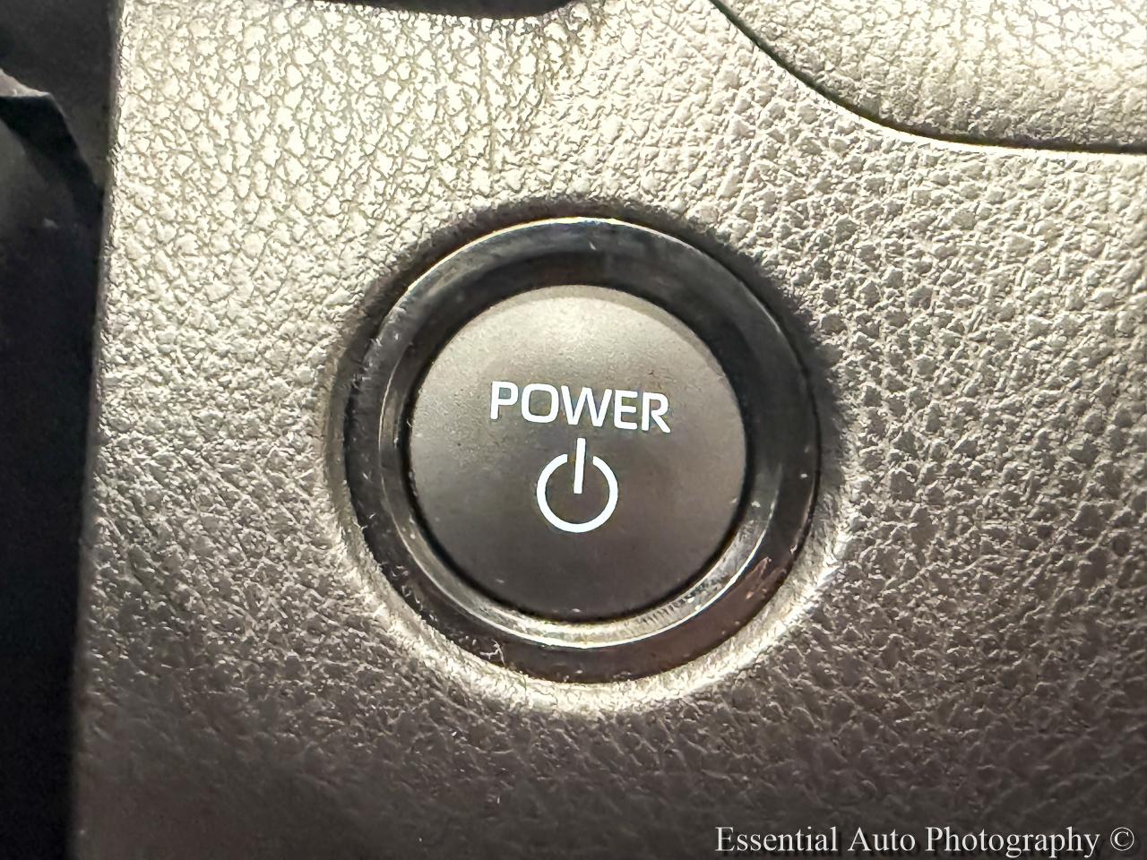 Toyota Camry photo 18
