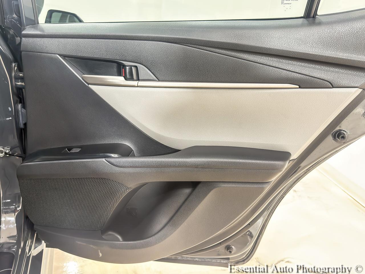 Toyota Camry photo 22