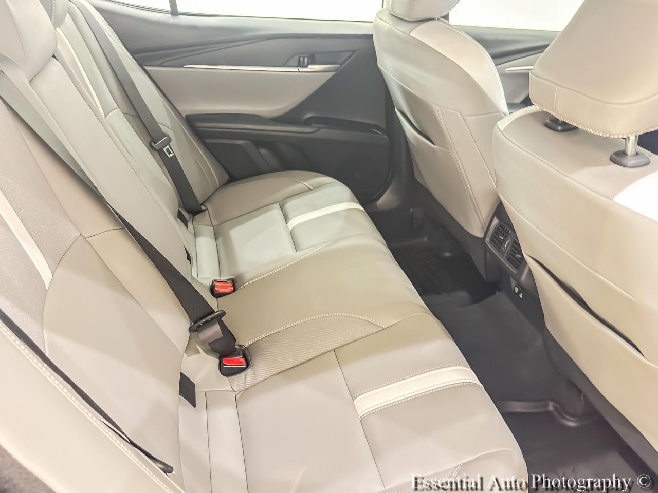Toyota Camry photo 23