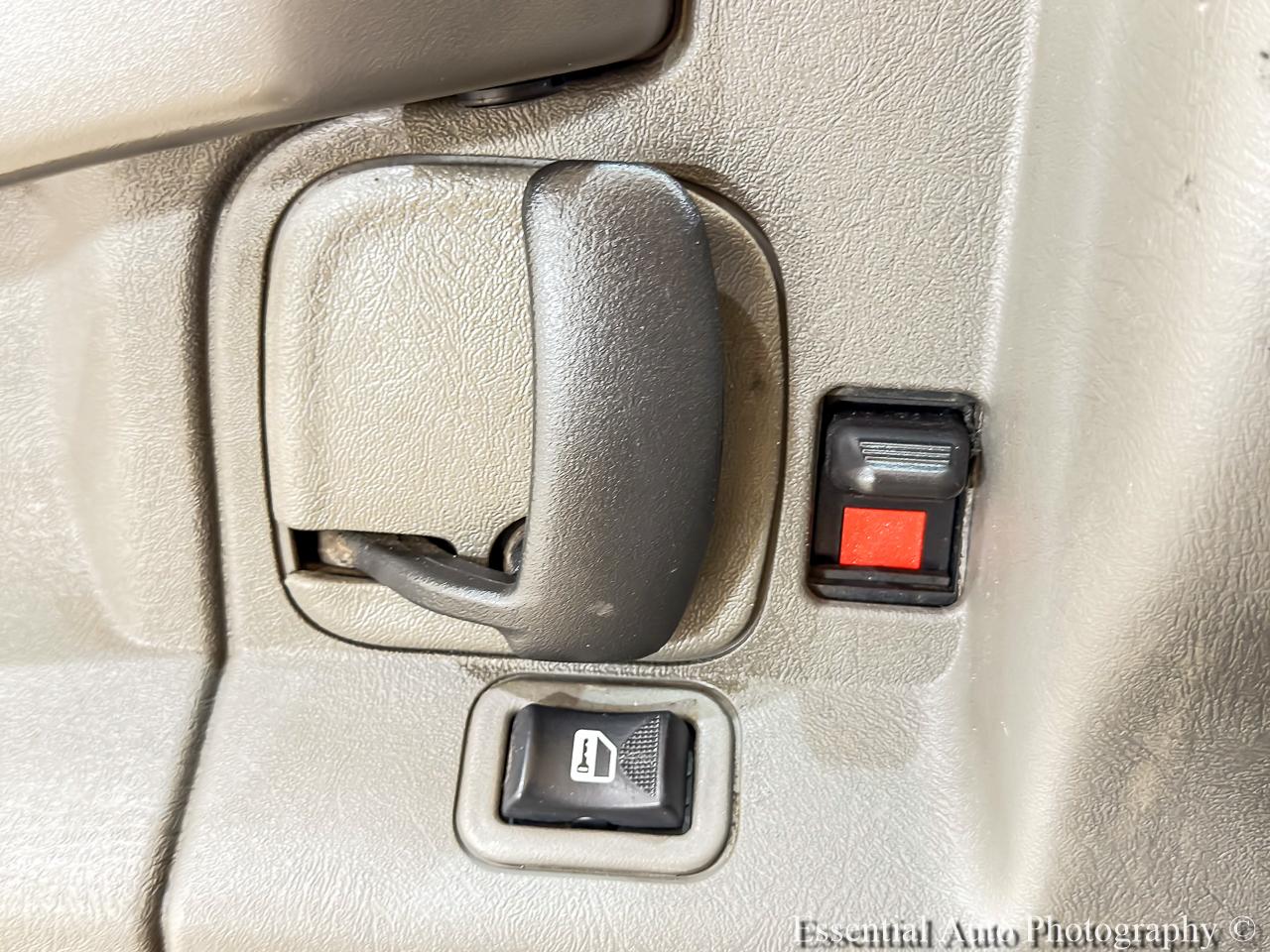 GMC Savana G3500 139 in. 2021
