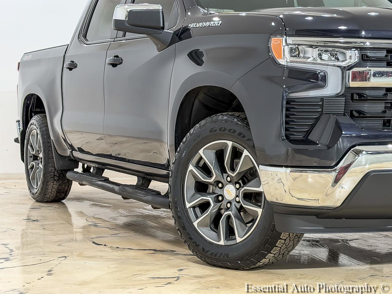 Chevrolet Silverado 1500 LT Crew Cab 4WD 2023