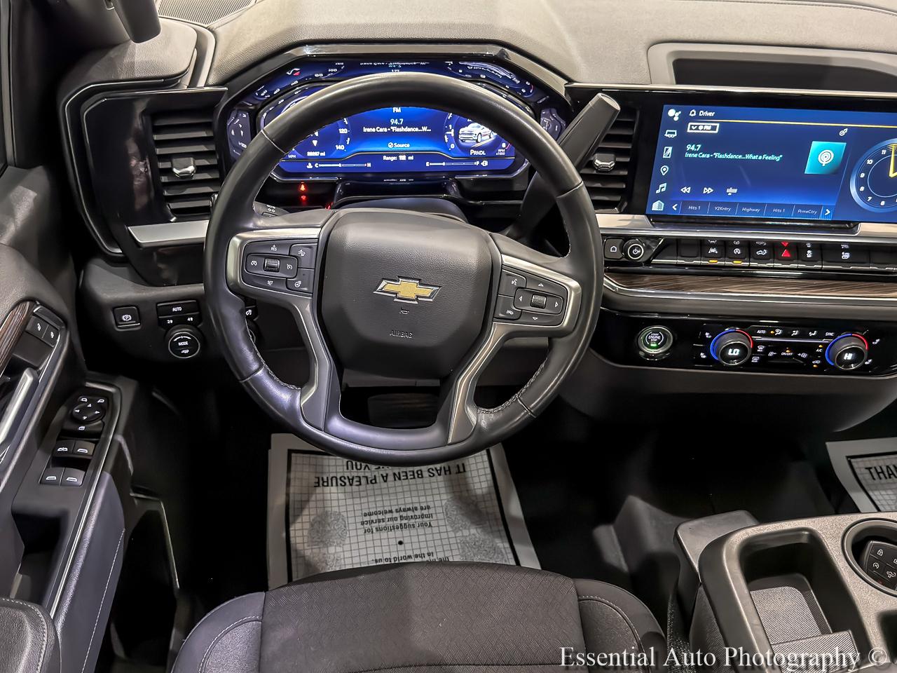 Chevrolet Silverado 1500 LT Crew Cab 4WD 2023