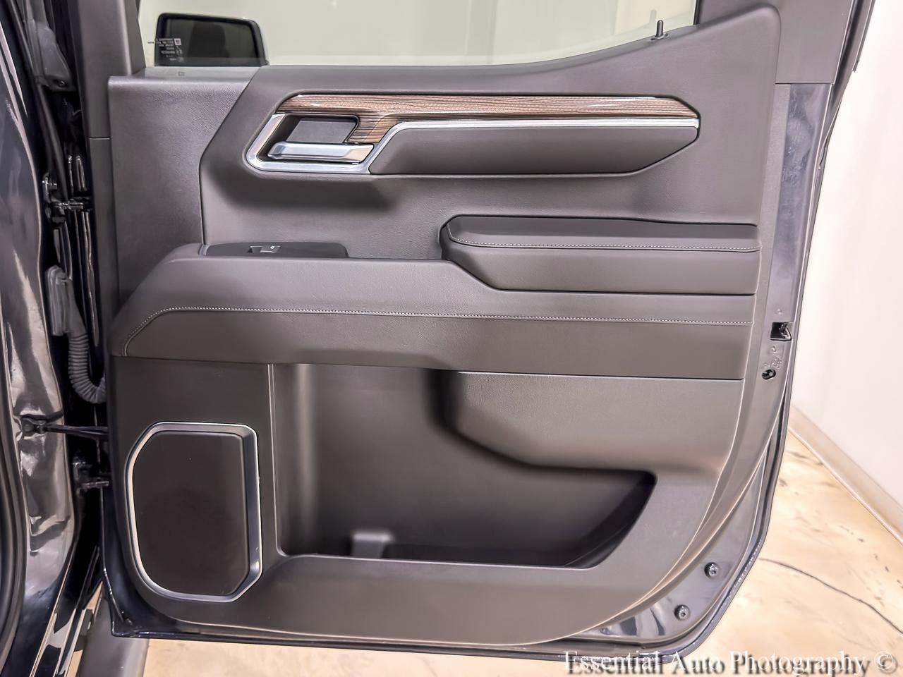 Chevrolet Silverado 1500 LT Crew Cab 4WD 2023