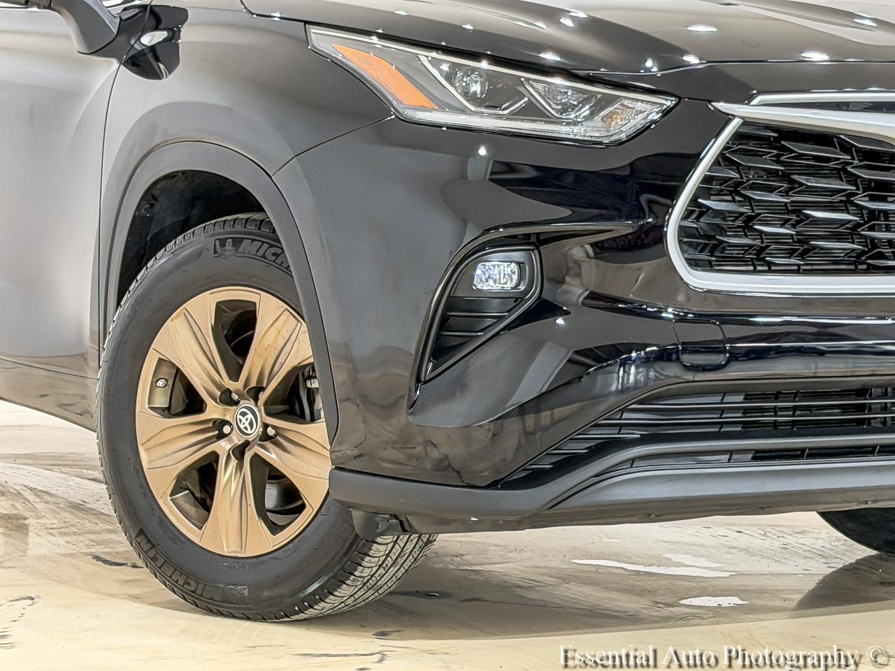 Toyota Highlander Hybrid Bronze Edition 2023