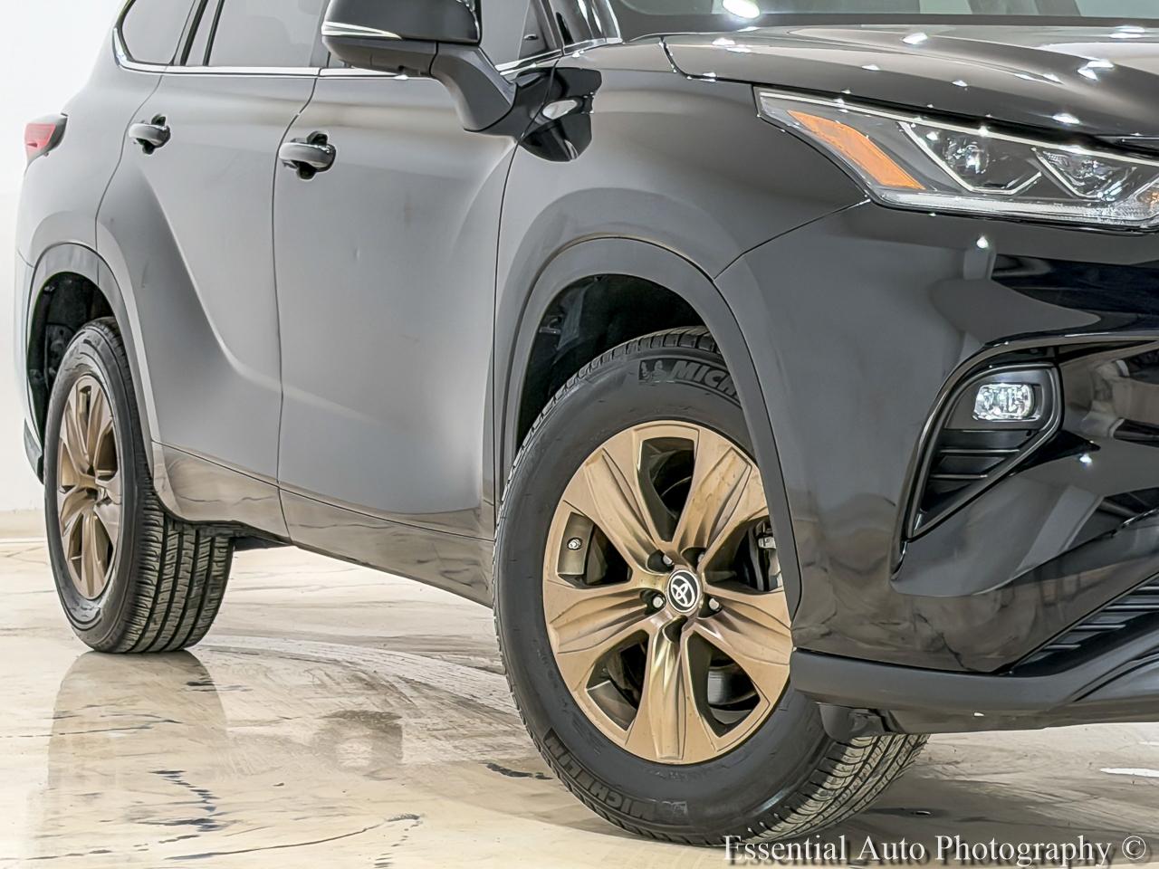 Toyota Highlander Hybrid Bronze Edition 2023