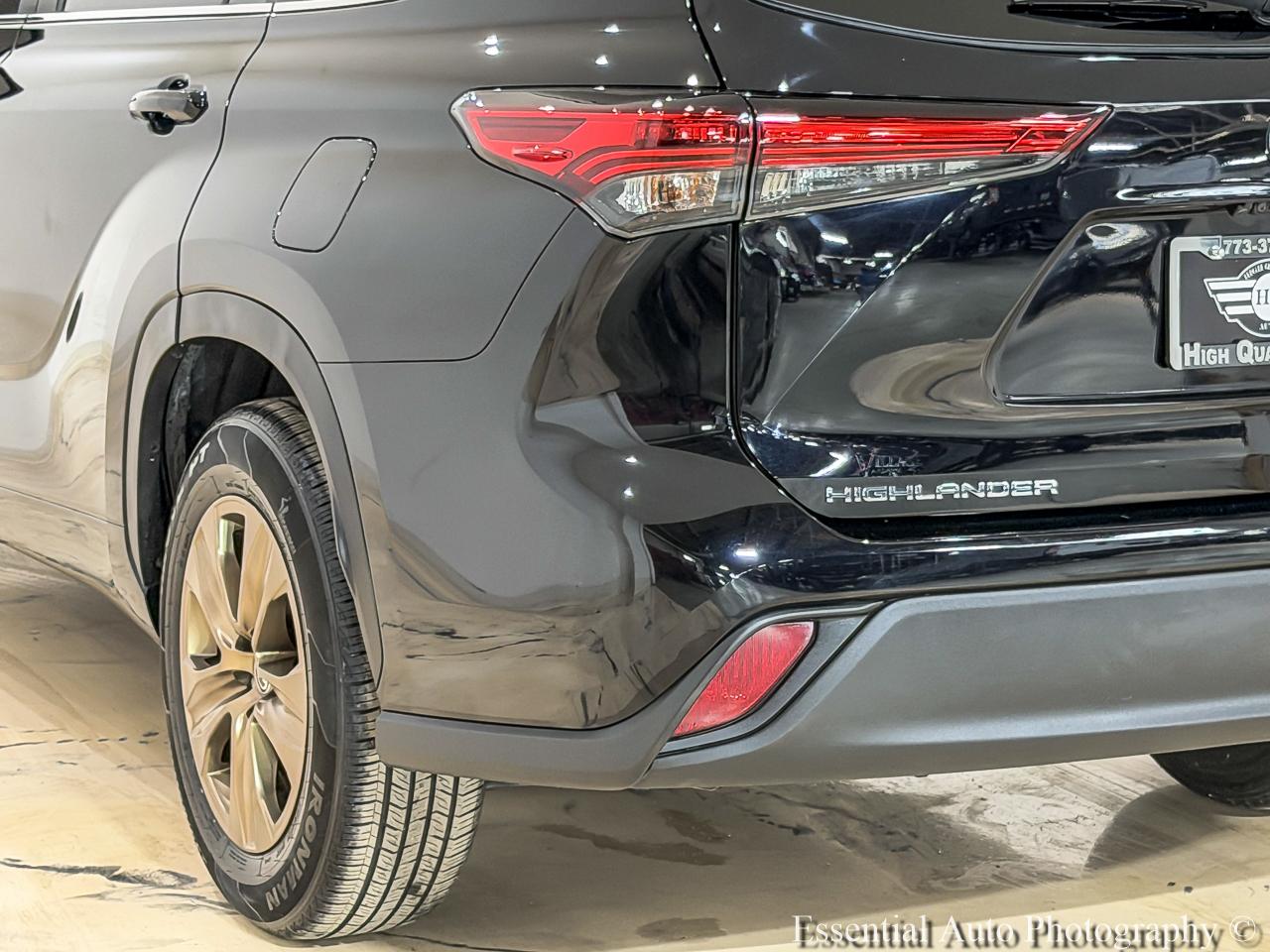 Toyota Highlander Hybrid Bronze Edition 2023
