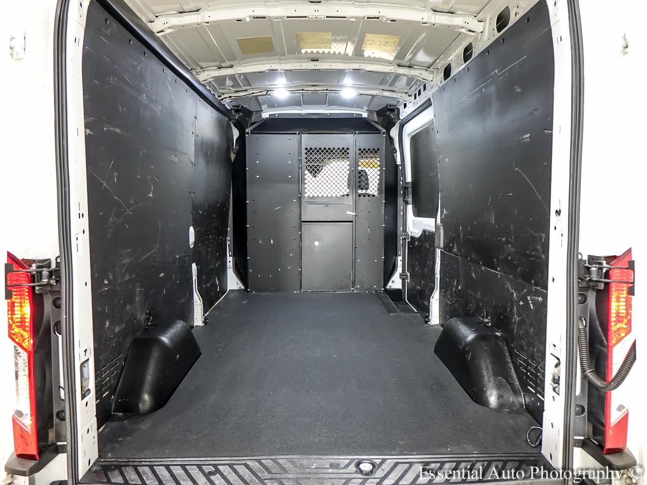 Ford Transit 250 Van Med. Roof w/Sliding Pass. 130-in. WB 2021