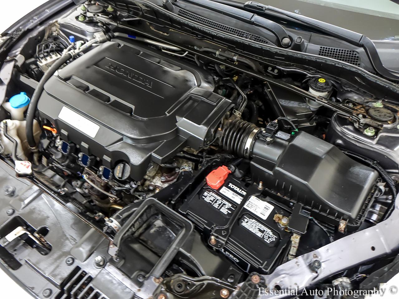 Honda Accord Touring V6 Sedan 6-Spd AT 2017