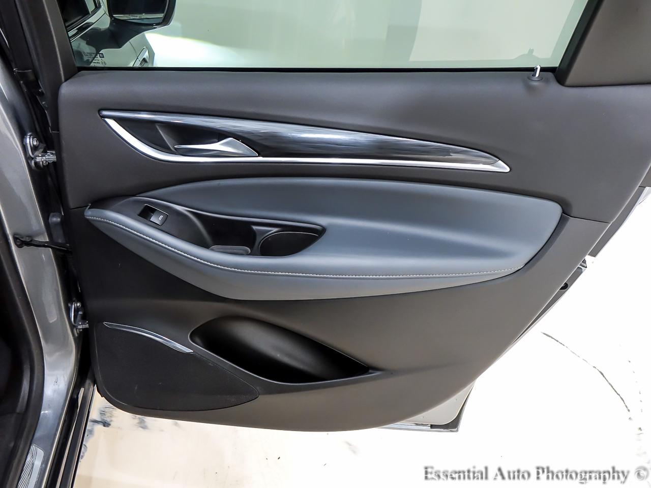 Buick Enclave Essence AWD 2023