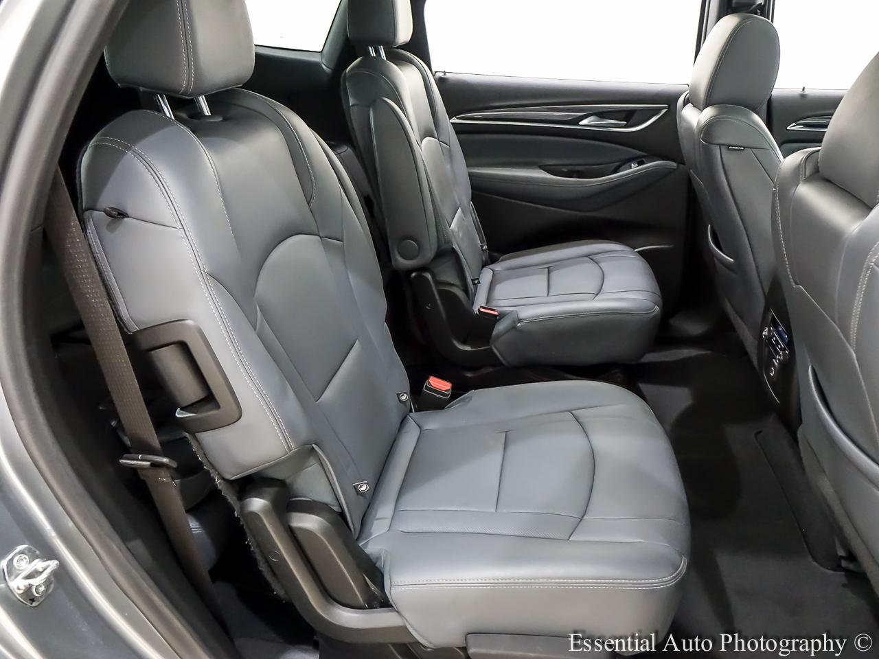 Buick Enclave Essence AWD 2023