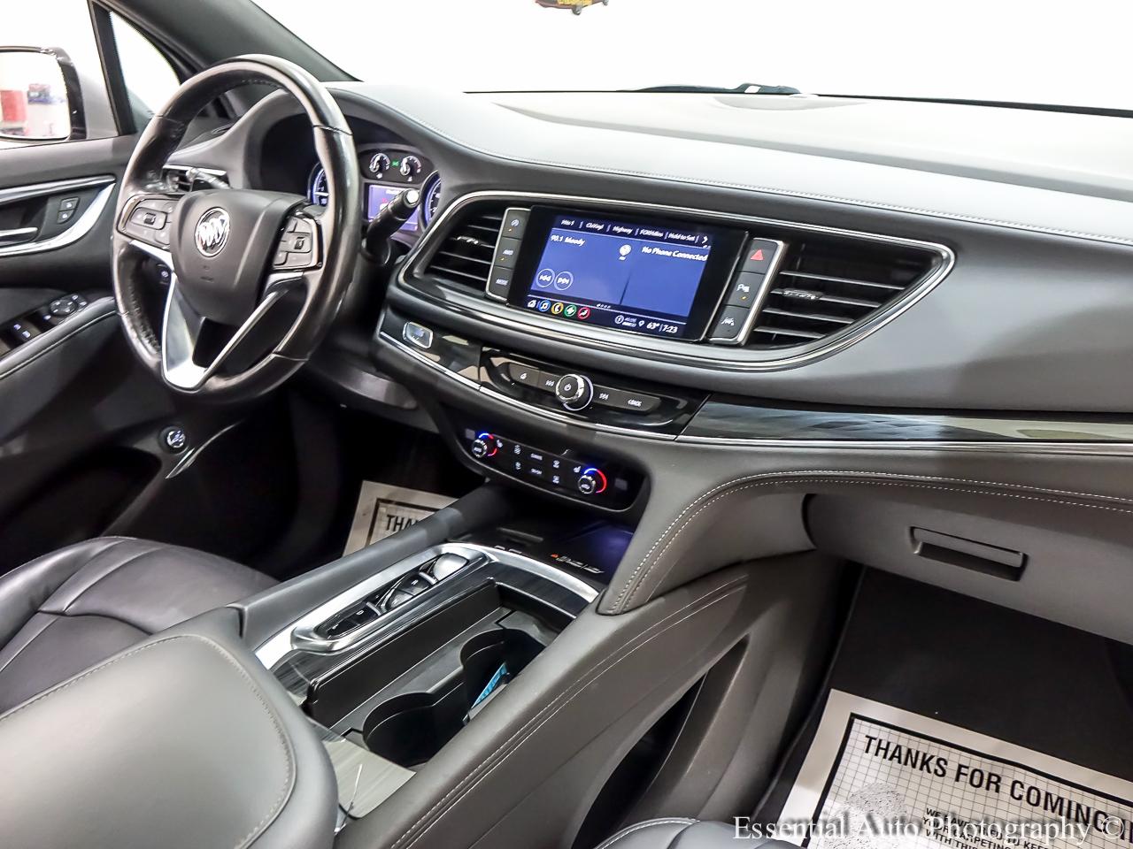 Buick Enclave Essence AWD 2023