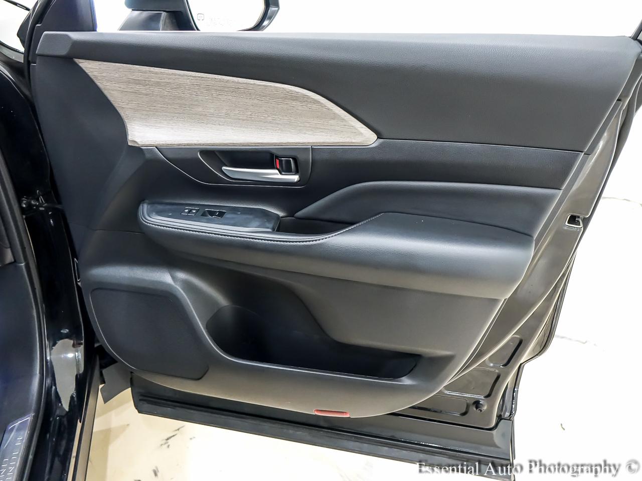 Toyota Grand Highlander Platinum AWD 2025