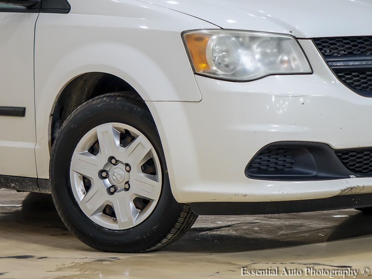 RAM Cargo Van Base 2013